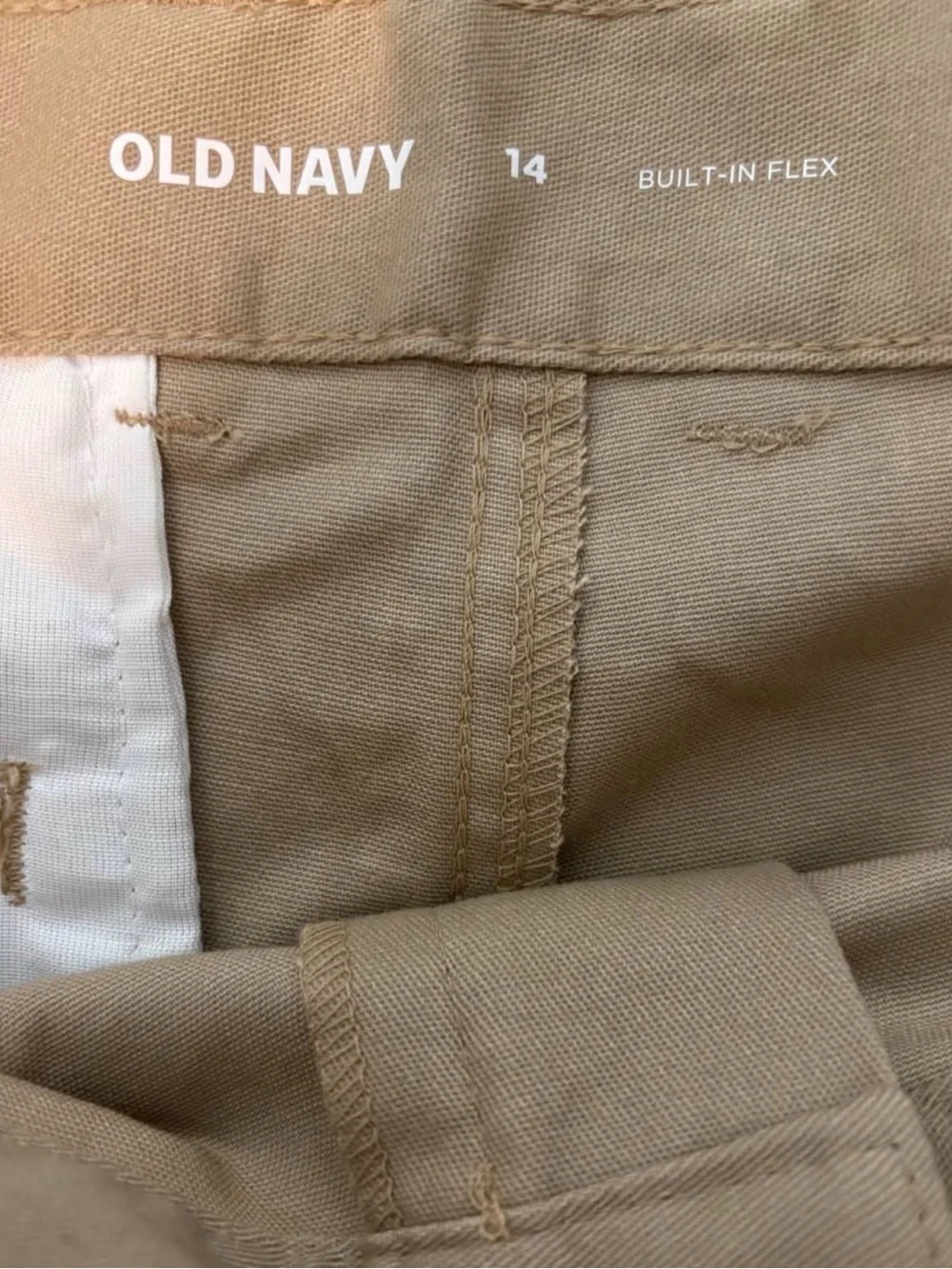 Old Navy boys built-in flex Kakhi shorts 14